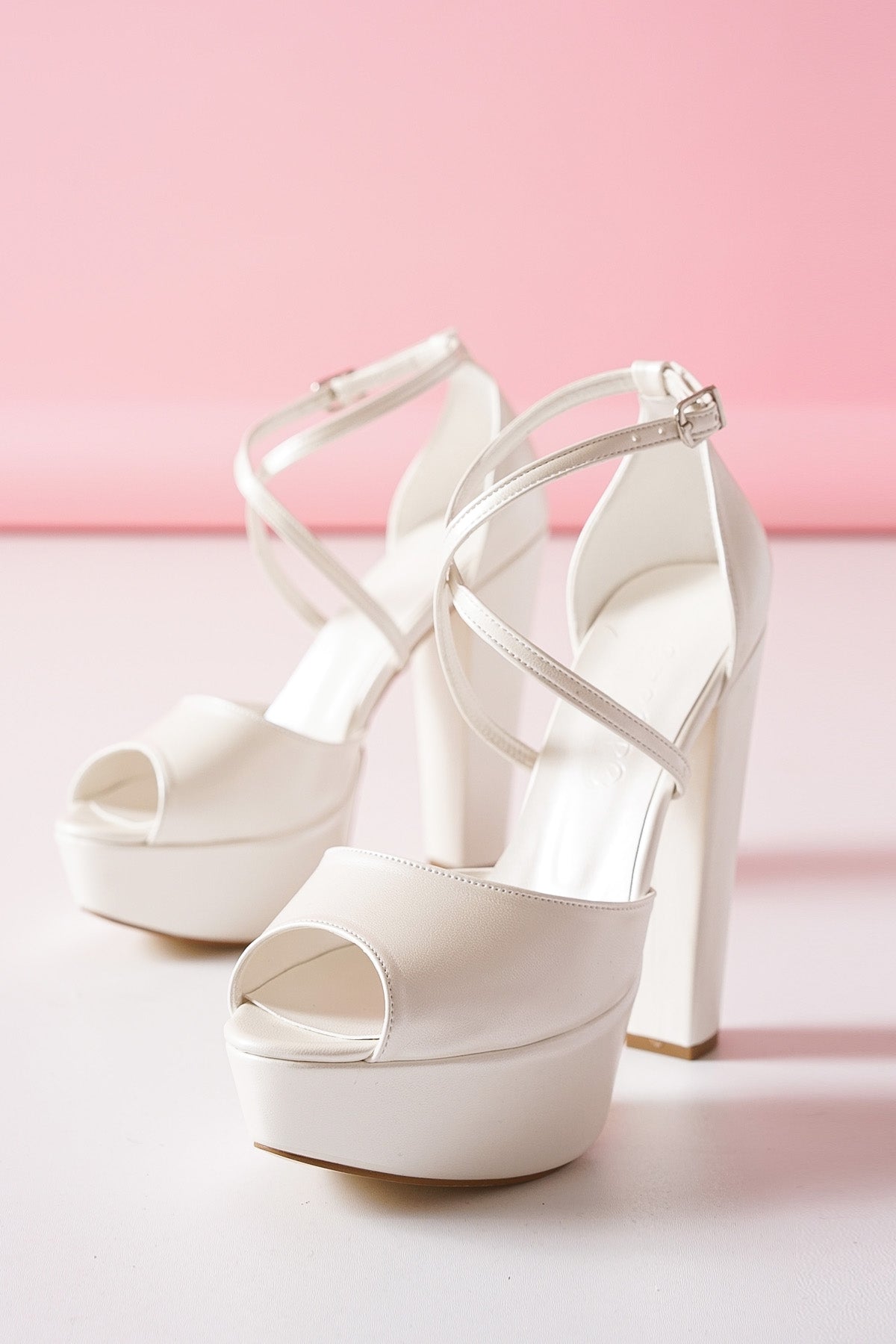 thick heel white shoes open shoes comfortable shoes platform shoes