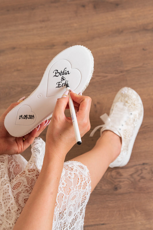 wedding dress converse lace embroidered personalized stylish design wedding shoes