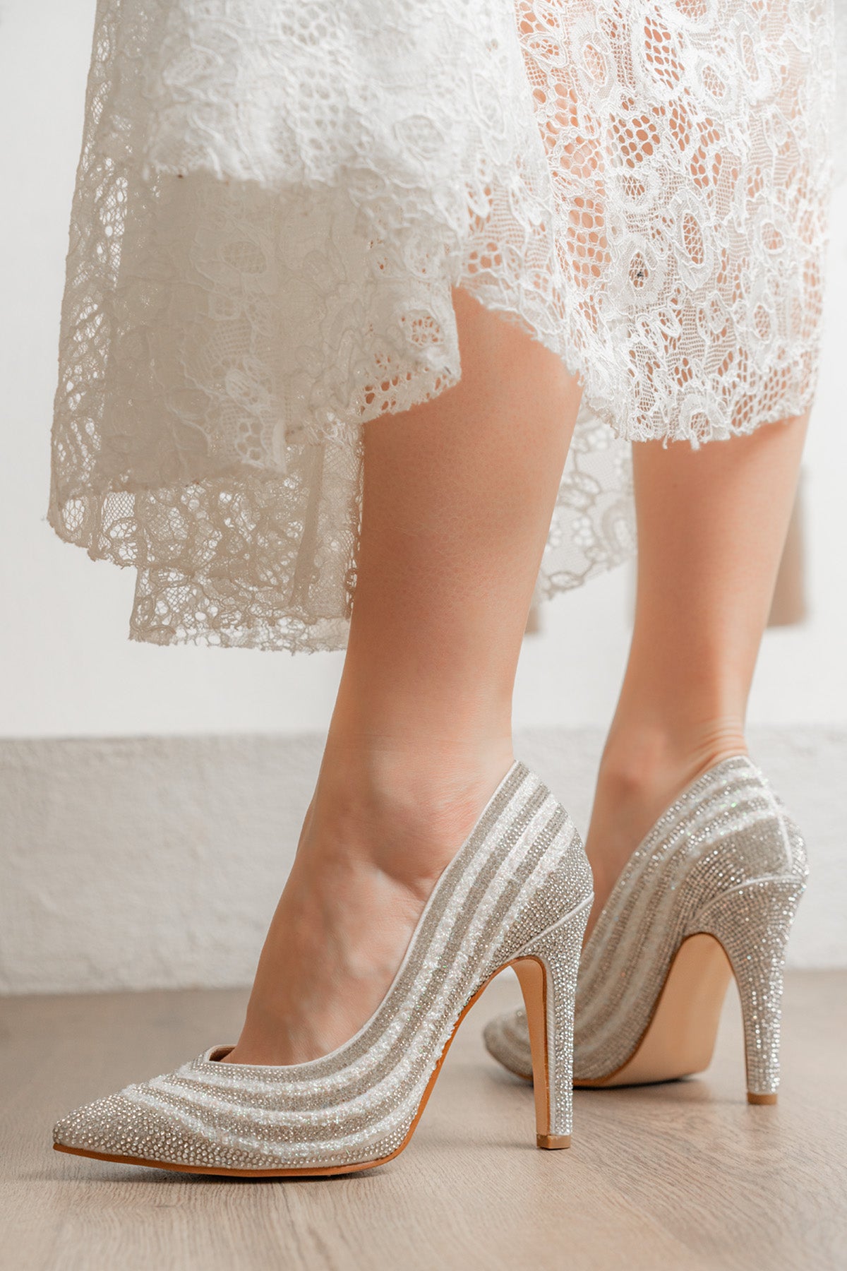 bridal shoes stone pattern thin heel low-cut personalized stylish wedding shoes