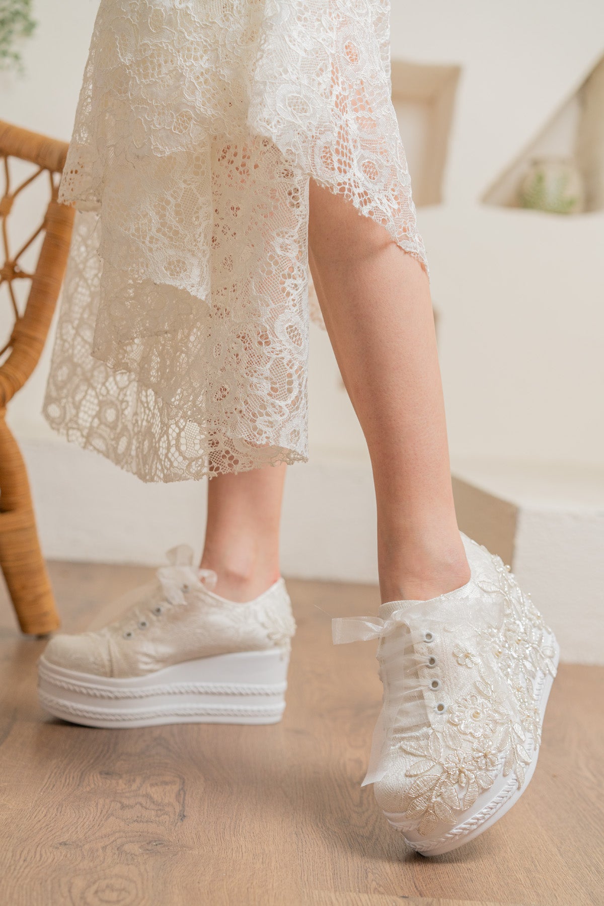 wedding dress converse lace embroidered personalized stylish design wedding shoes