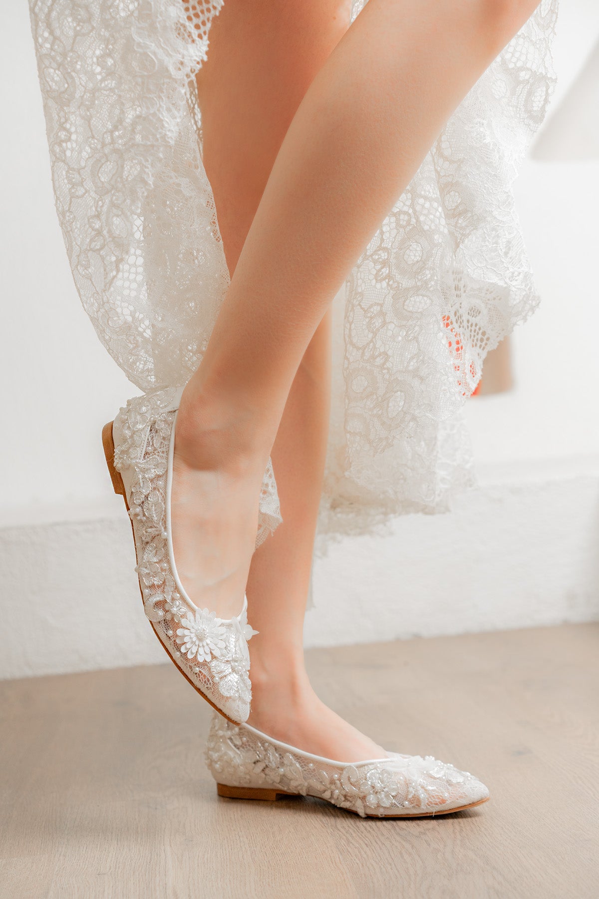 wedding dress flat shoes lace embroidered personalized stylish