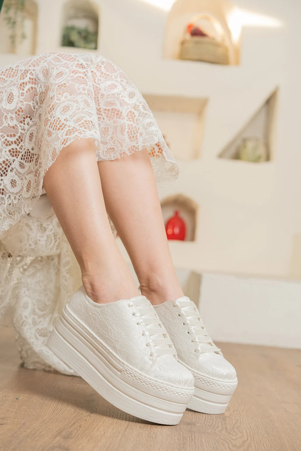 wedding dress converse simplified design wedding shoes